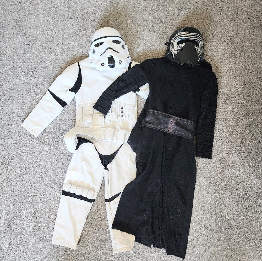 Lot of 2 kids Star Wars Costumes